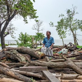 In the Sundarbans, people of Ghoramara island are still reeling from the destruction left by Cyclone Yaas. While many are trying to restore their homes and livelihoods, some have been forced to move out