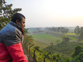 মেঘালয়ে দেশের সীমান্তে চাষাবাদ কম ঝক্কির কাজ নয়!