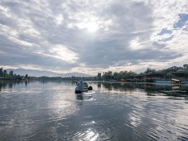 Rocking the boat in Srinagar’s Dal Lake