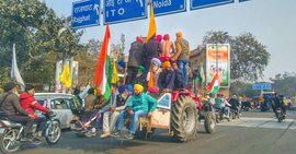 ದೆಹಲಿಯಲ್ಲಿ ಗಣತಂತ್ರ ದಿನದಂದು ವದಂತಿಗಳ ಸಾಲು ಮೆರವಣಿಗೆ