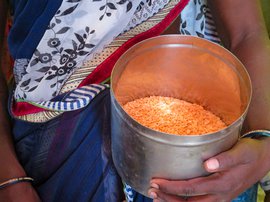 வருவாய் குறைந்தது, உணவும் குறைந்தது, துன்பம் மட்டும் பெருகியது