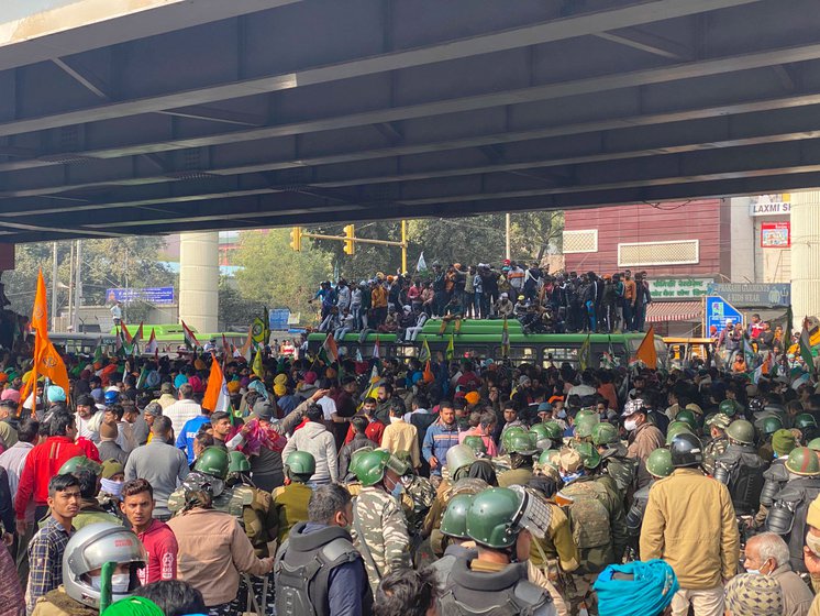 Still peacefully proceeding at Nangloi (Photos: Satyraj Singh)