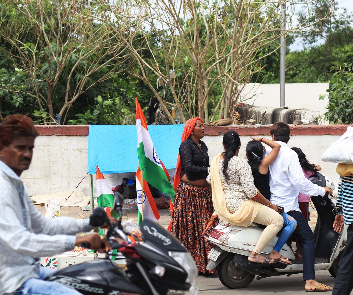 Sundar Bagariya selling Independence Day flags and other items related to Independence Day