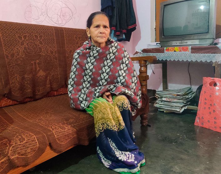 Shailesh Chaube (left) and his mother Asha. His father Shivpratap died of Covid-19 last April, and the cause of death was determined from his CT scans