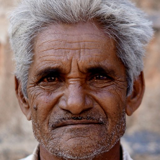 ARJANBHAI ARSHIBHAI  is a Marginal farmer from Jujharpur, Junagadh, Gujarat