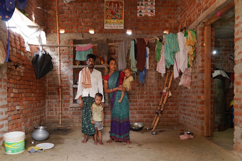 Left: Karuna Devi and her husband Sunil Chaurasia at their home. Karuna Devi had taken a loan of Rs. 1 lakh to cultivate Magahi betel leaves, in the hope that she would repay it from the harvest. She mortgaged some of her jewellery as well.