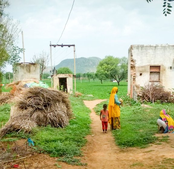 Susheela and Manoj from Dhani Jama village have been caught in a web of hospitals, tests and diagnoses since Susheela's nasbandi

