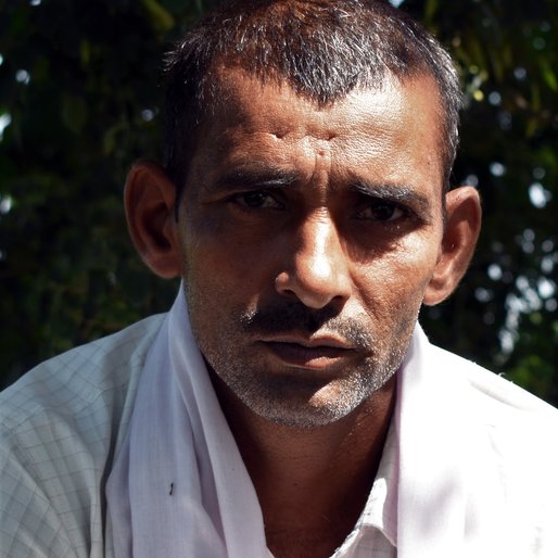 Ashok Kumar is a Itinerant salt and vegetable seller from Chatia Aulia, Sonipat, Sonipat, Haryana