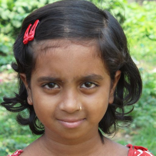 Shyamoli Khatun is a Class 6 student from Dangapara, Khargram, Murshidabad, West Bengal