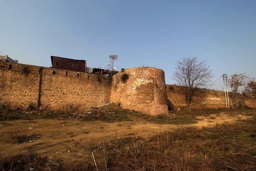 Left: A well-known ground  in downtown Srinagar where addicts come for a smoke. Right: Another spot in Srinagar where many come to seek solace in drugs

