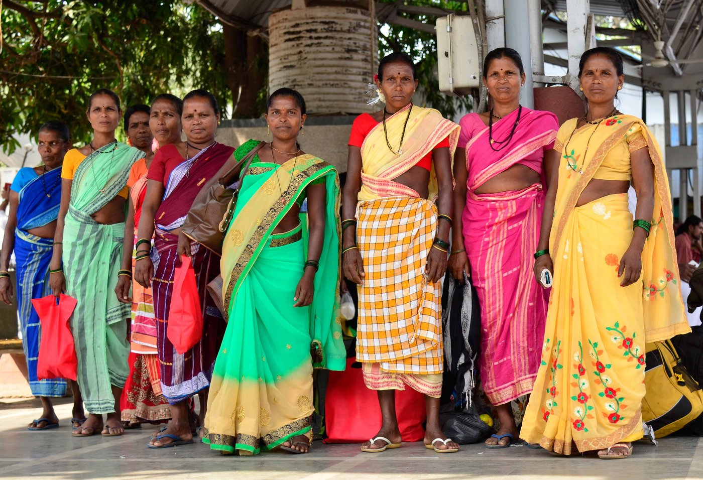 Women waiting for the train at the station to participate in Delhi farmers march