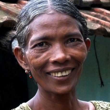 SWATI SUNDI  is a Cook; also runs a shop from Lupungutu, Chaibasa, West Singhbhum, Jharkhand